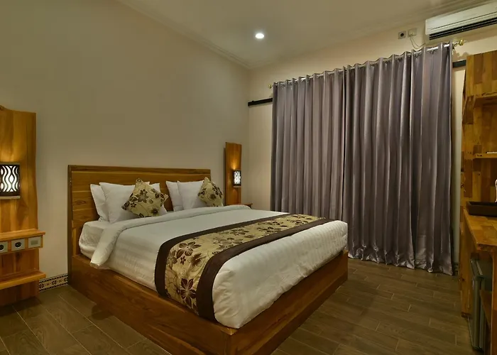 Saka Boutique Toyapakeh